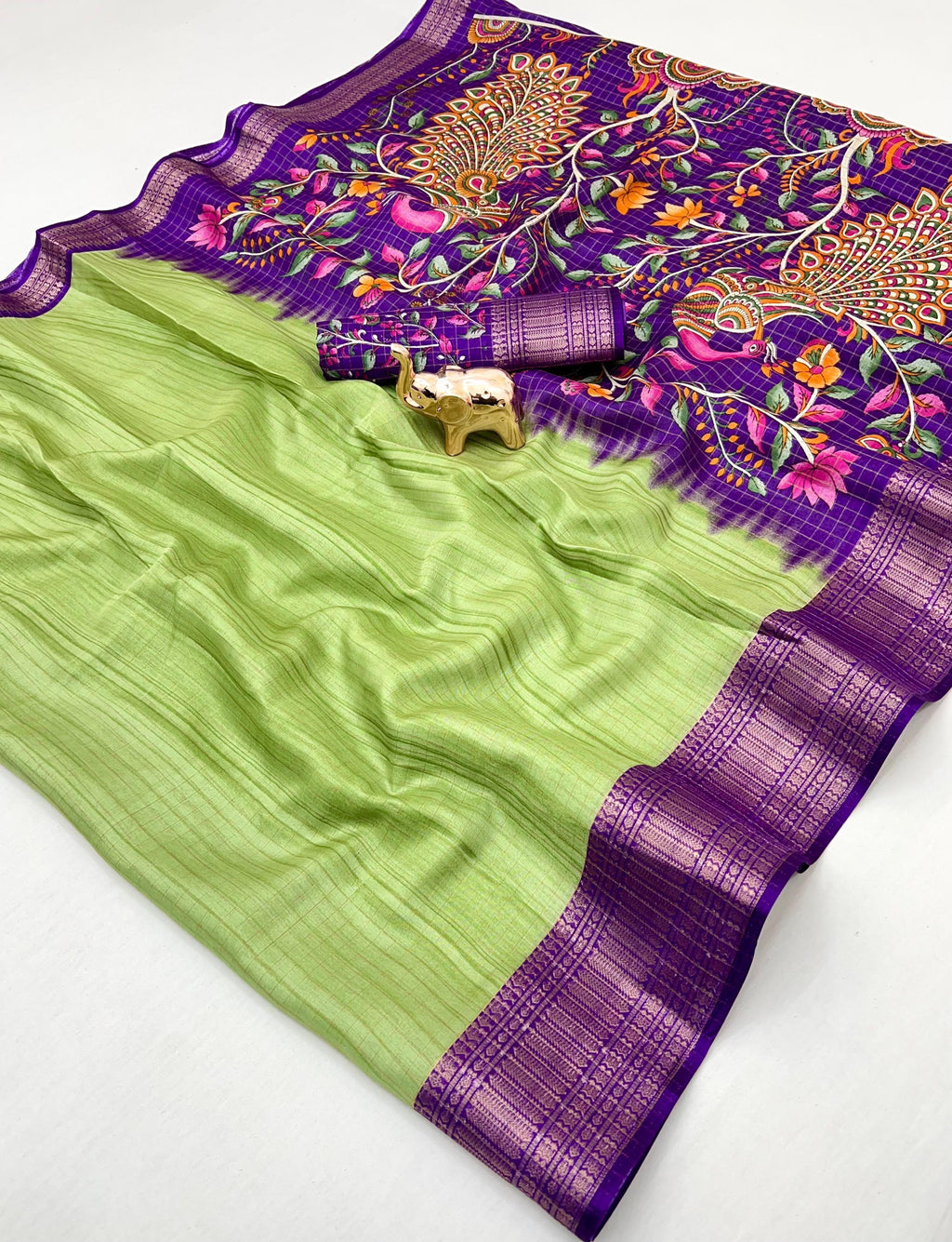 Pallavi Harit Kalash